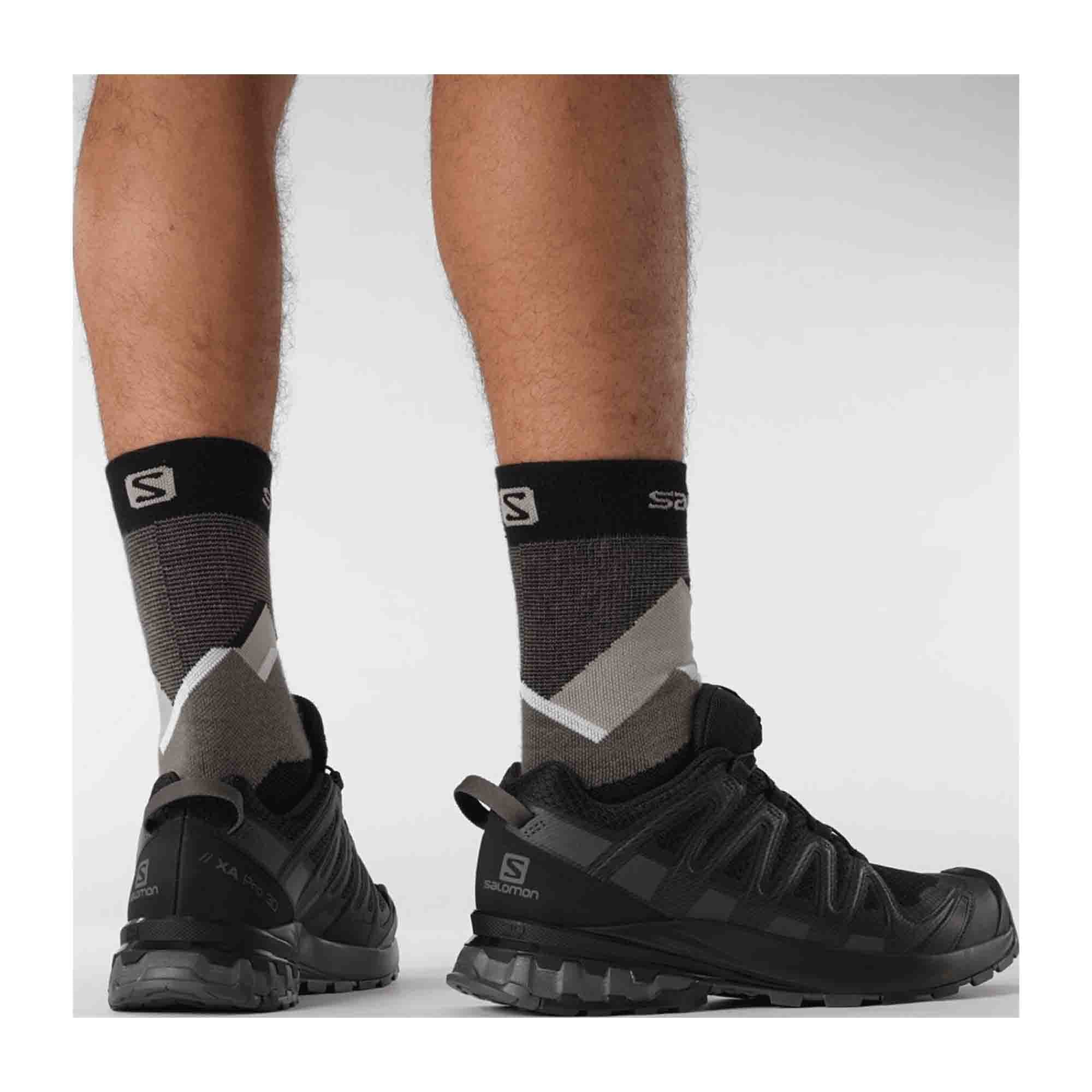 Salomon XA Pro 3D v8 for men, black, shoes