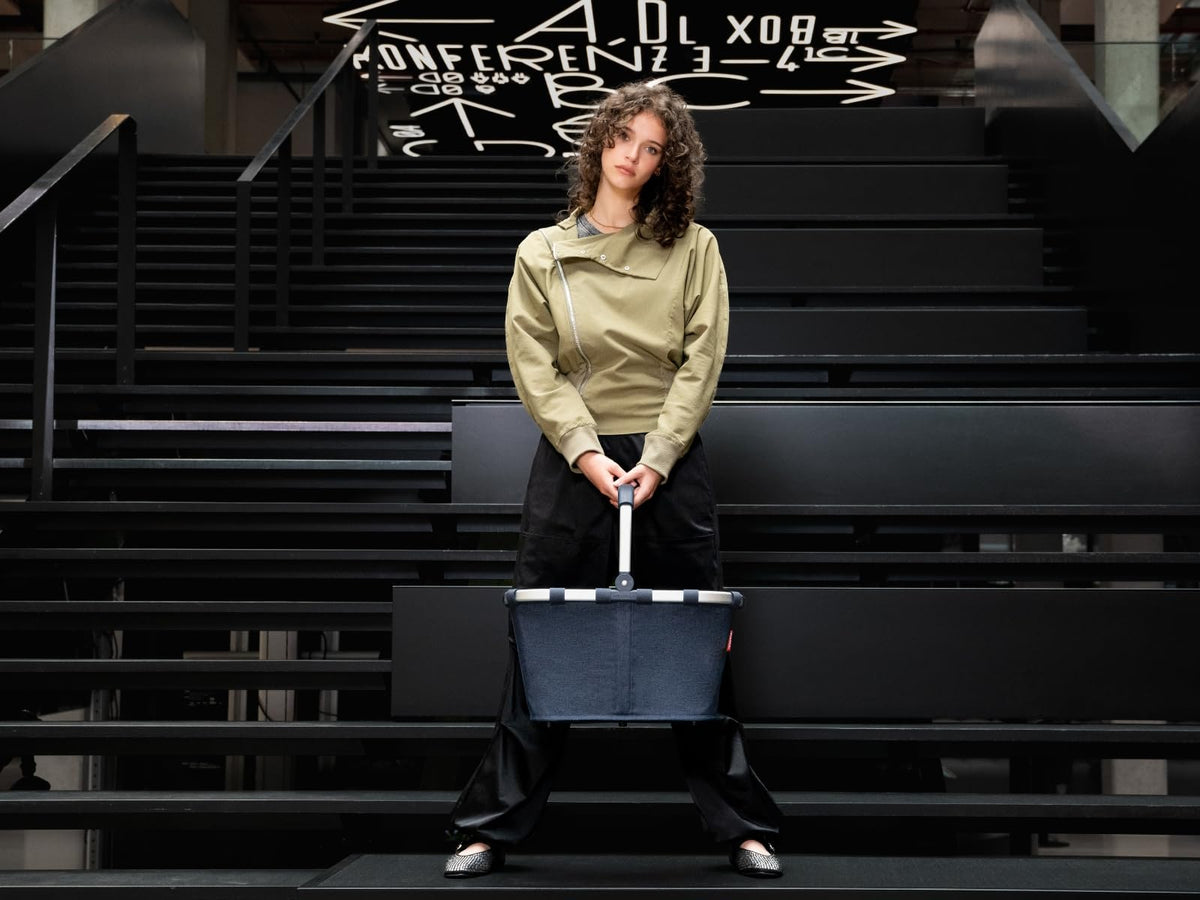 reisenthel Carrybag Twist Navy - Foldable Water-Repellent Shopping Bag