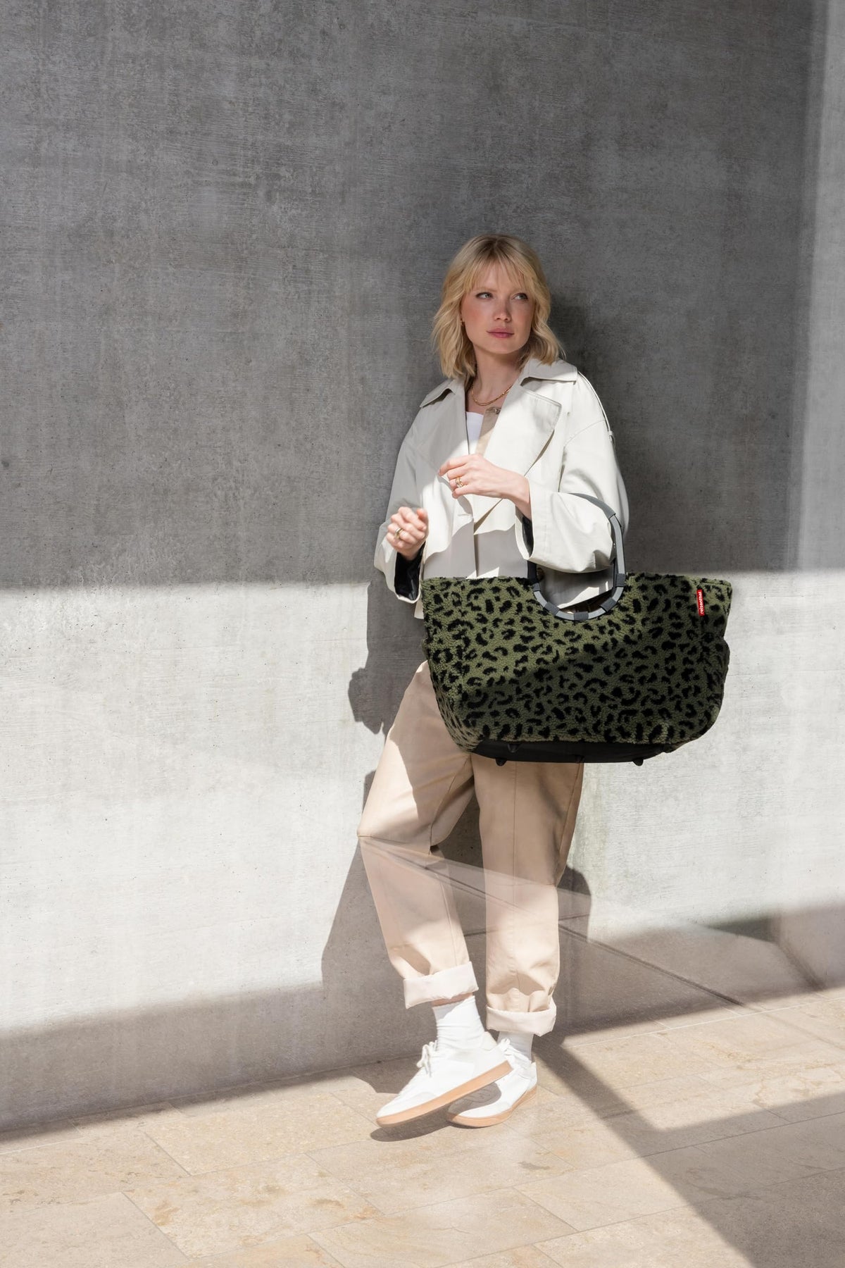 reisenthel loopshopper L Teddy Leo Olive - Reusable Shopping Bag with Pockets, Recycled